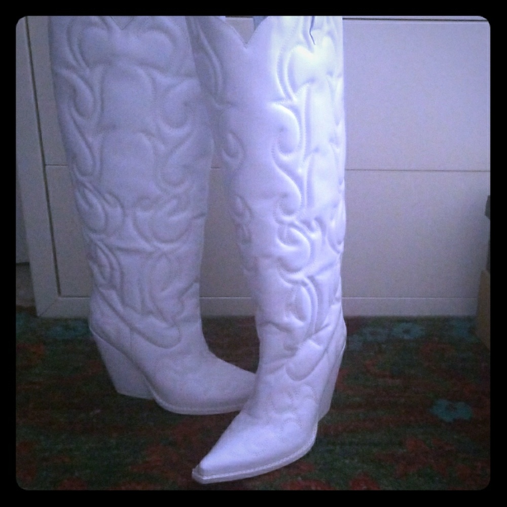White Leather boot